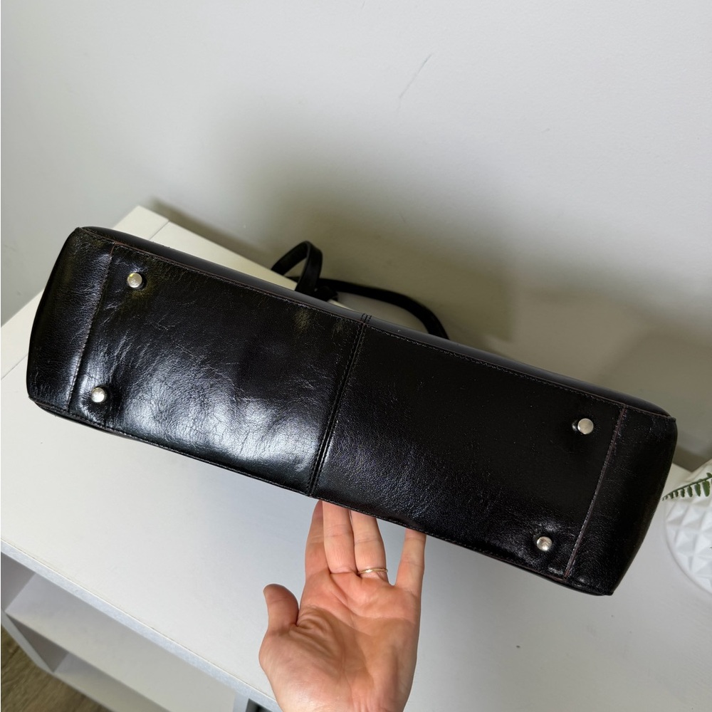 HOBO Morena Black Leather Shoulder Tote with Front Zip - Picture 6 of 11